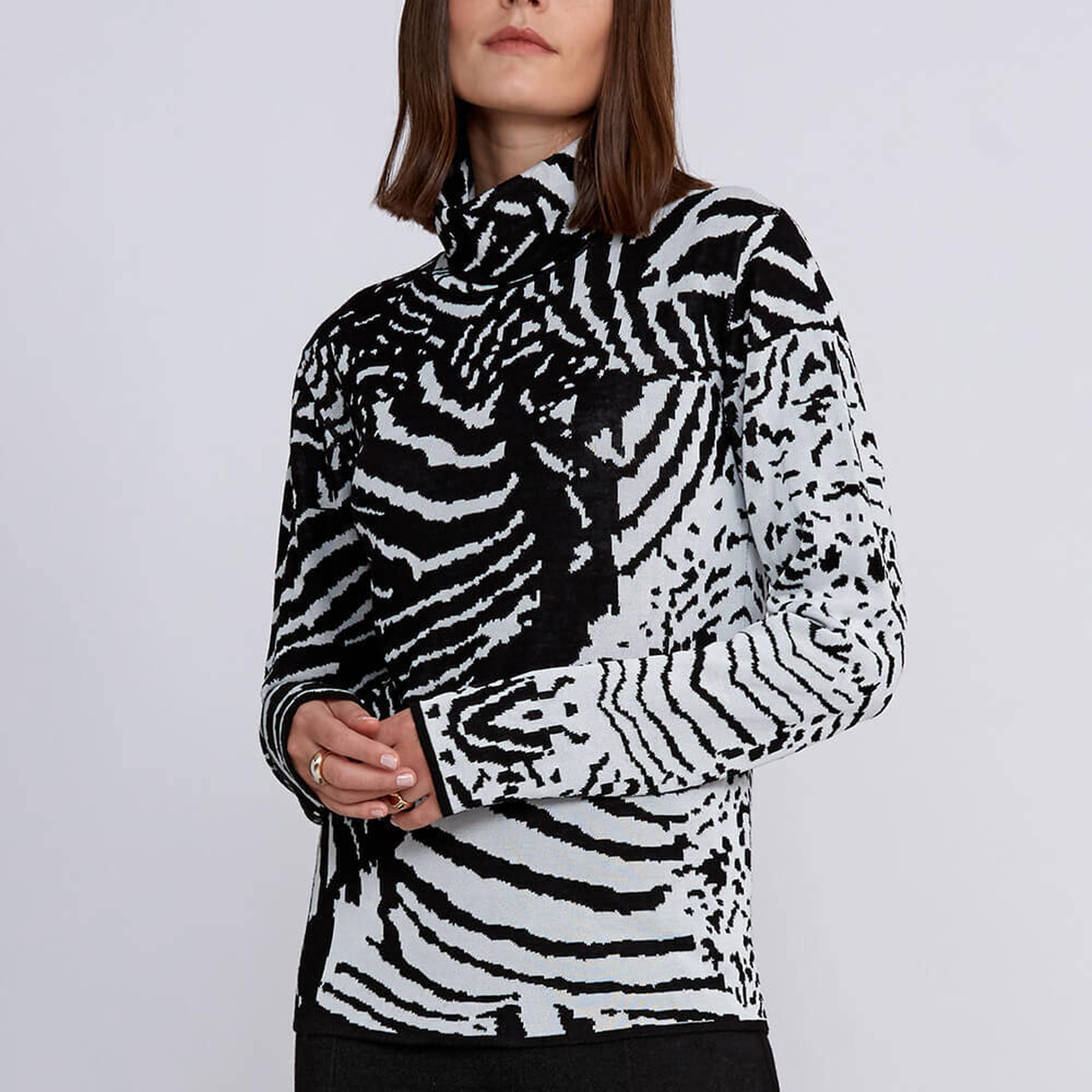 Knitss İntarsia Jakar Desenli Siyah Beyaz Triko