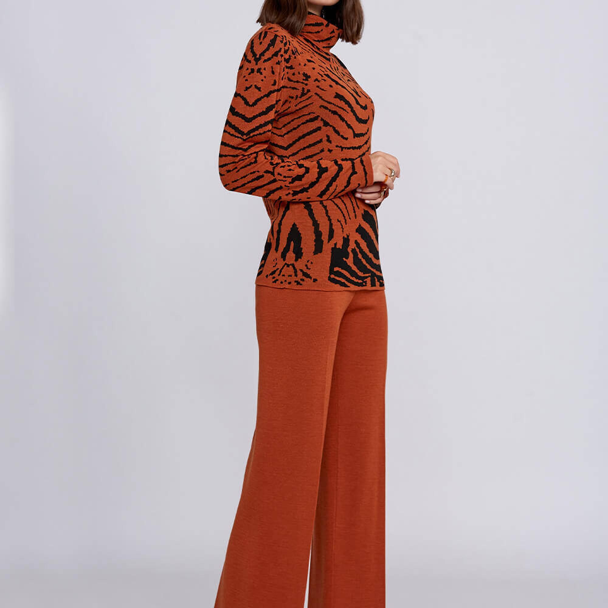 Knitss İntarsia Jakar Desenli Turuncu Siyah Triko