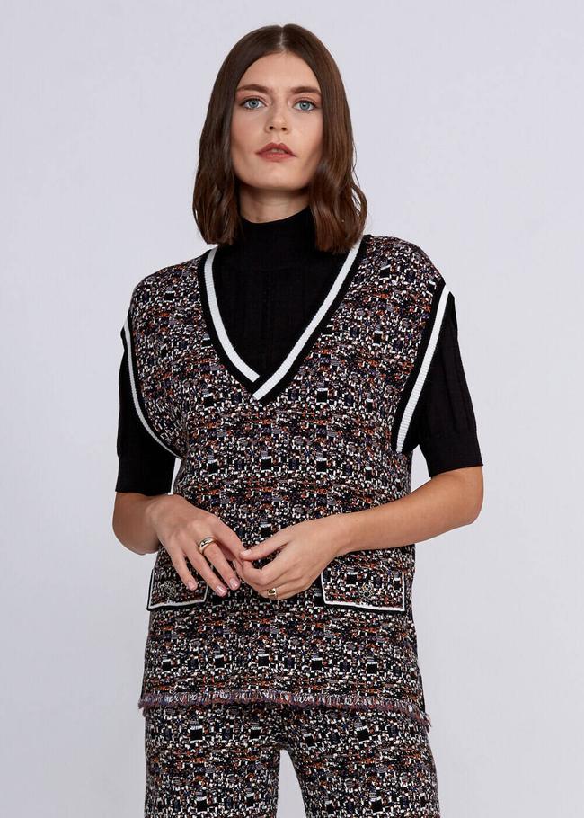  Knitss Jakar Desenli Taşlı Düğmeli Triko Yelek