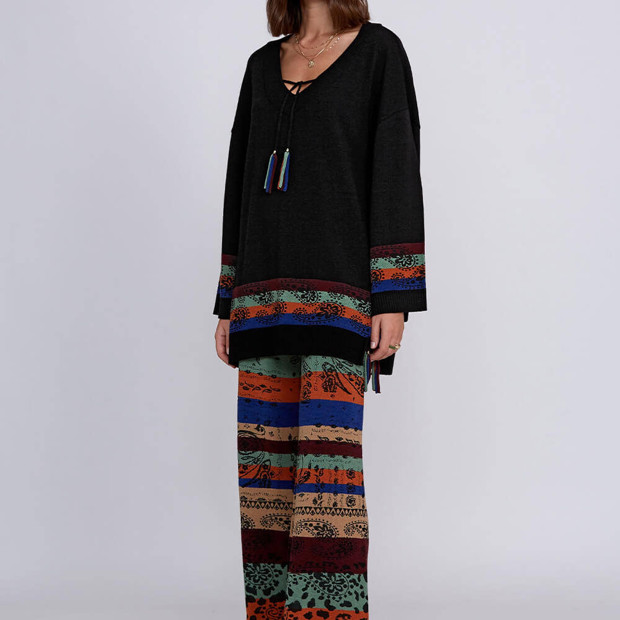 Knitss Kaşmir Yün Karışımlı V Yaka Siyah Triko Tunik