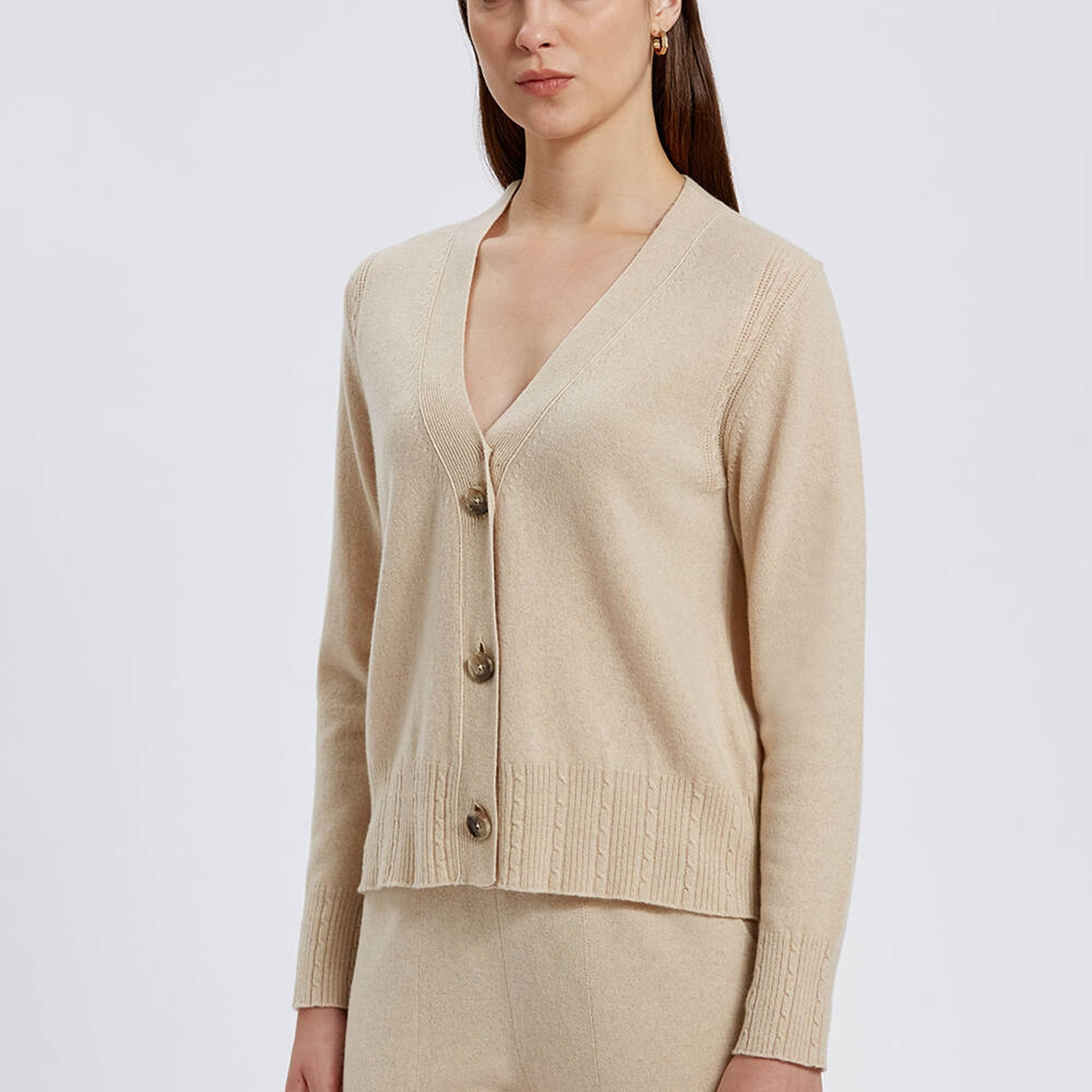 Knitss Saç Örgü Detaylı Krem Rengi Kaşmir Triko Hırka