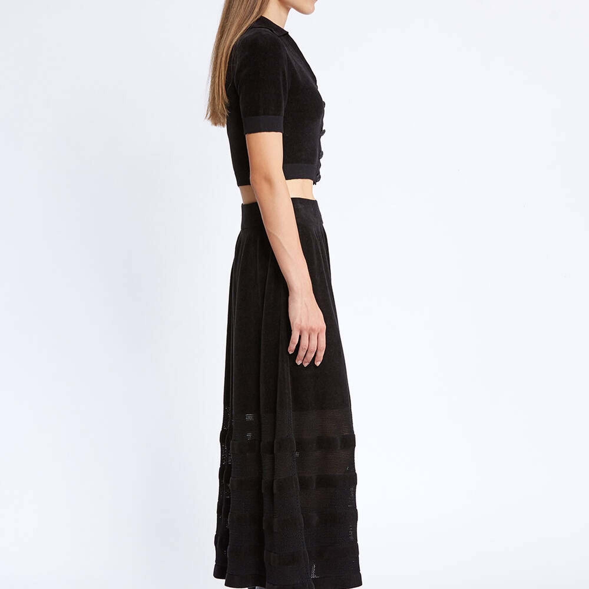 Knitss Taşlı Düğmeli Siyah Crop Triko Üst