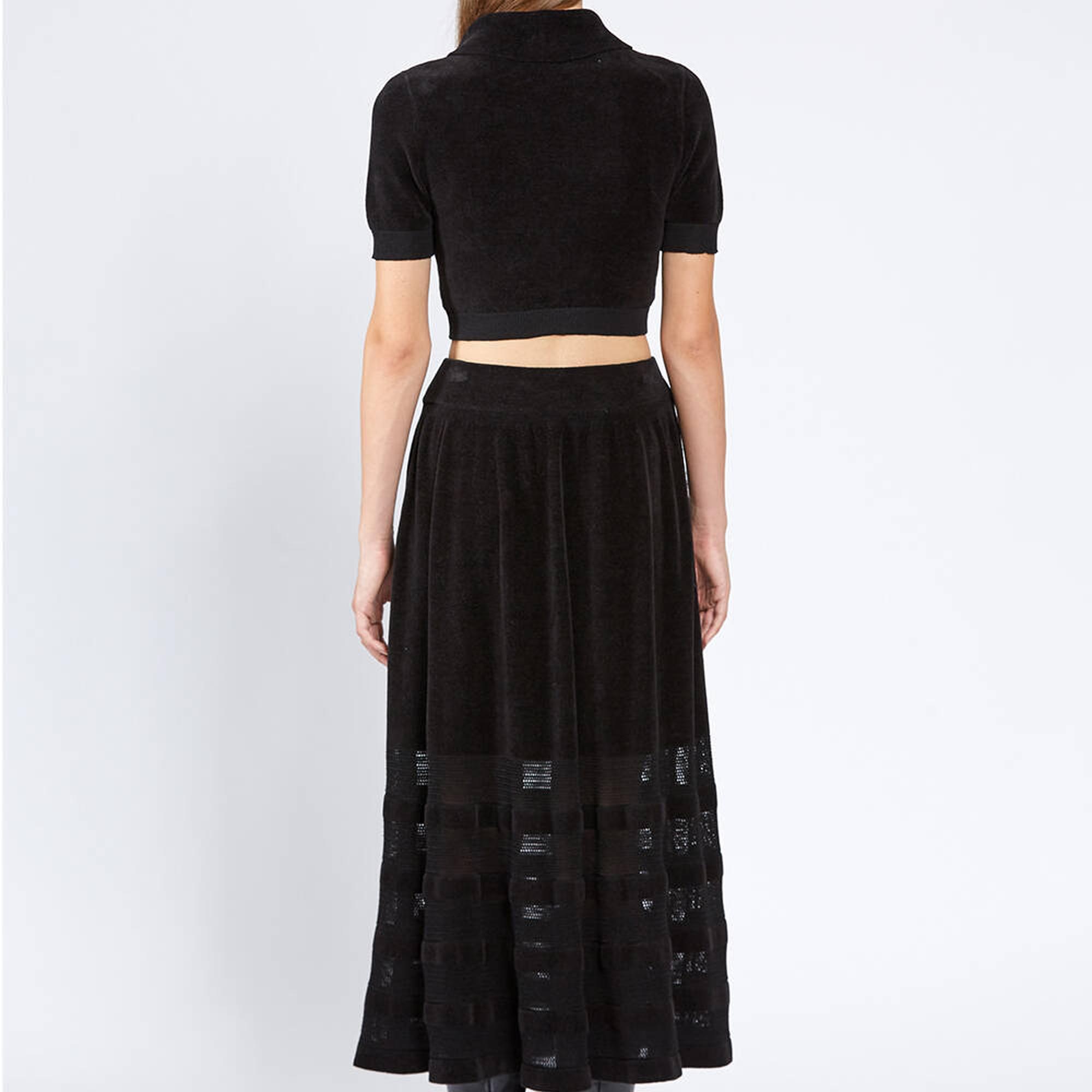 Knitss Taşlı Düğmeli Siyah Crop Triko Üst