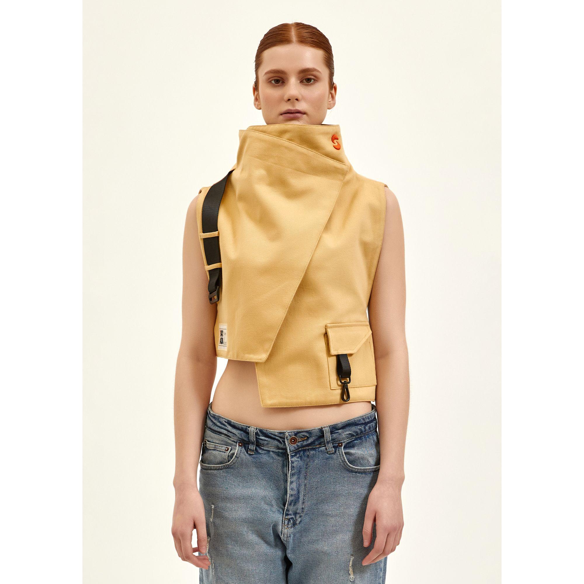 Nasaqu Unisex Ush Yüksek Yaka Bej Yelek