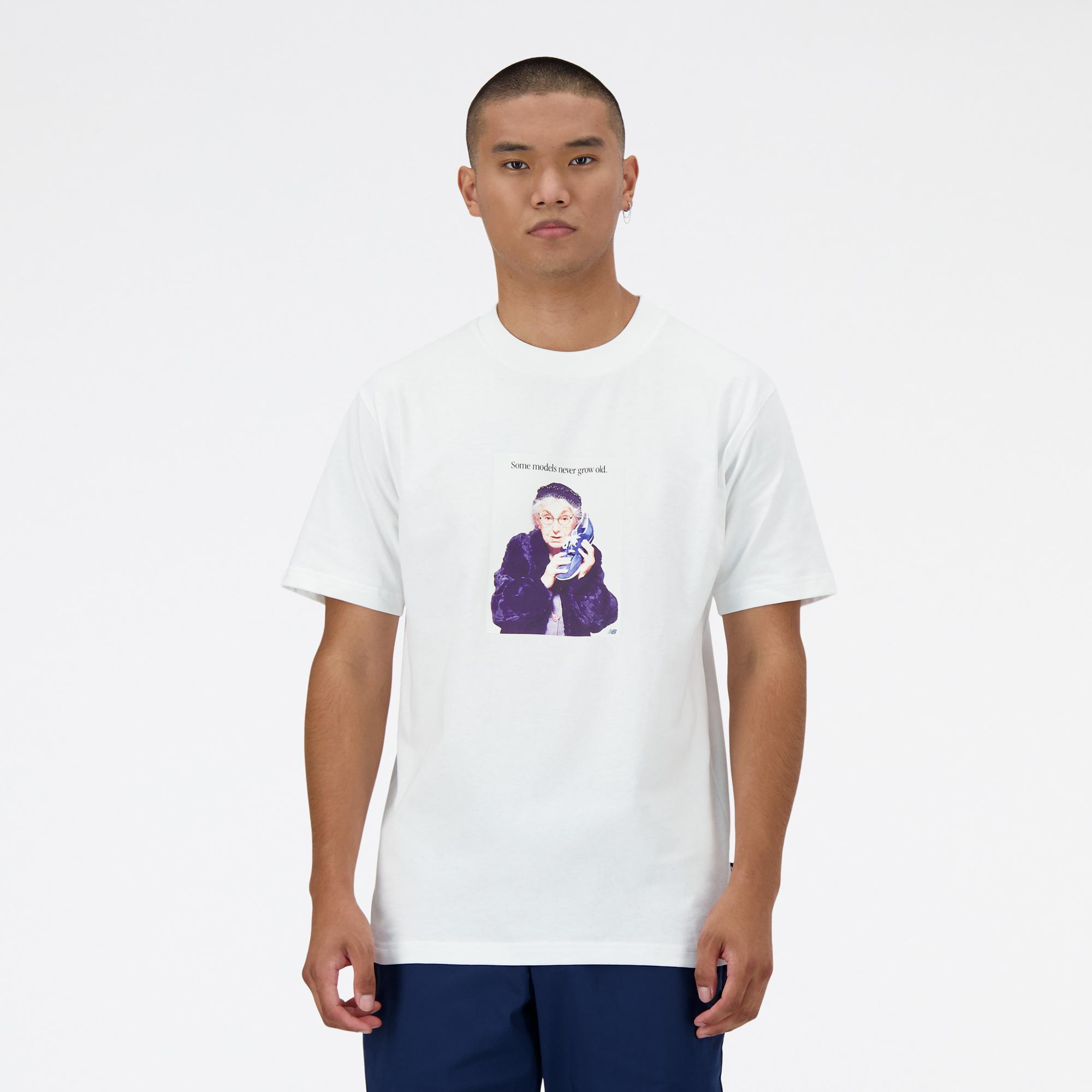 New Balance Athletics Models Never Age Relaxed Erkek Beyaz T-Shirt