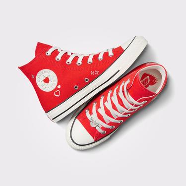  Converse Chuck Taylor All Star Y2K Heart Kadın Kırmızı Sneaker