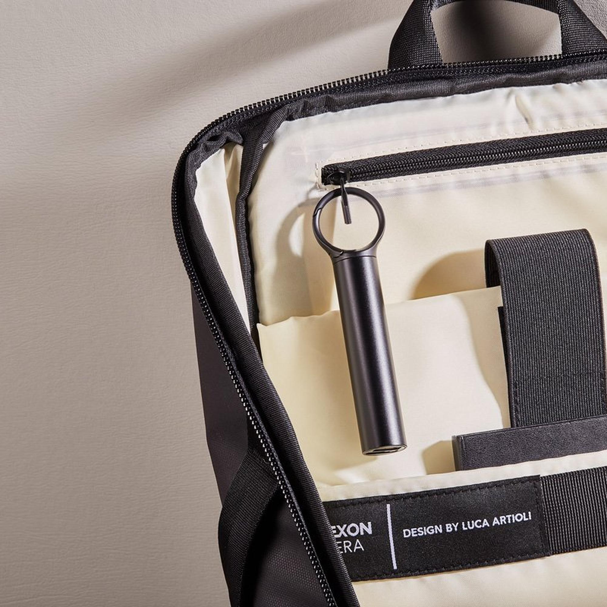 Lexon Nomaday Powerbank Siyah