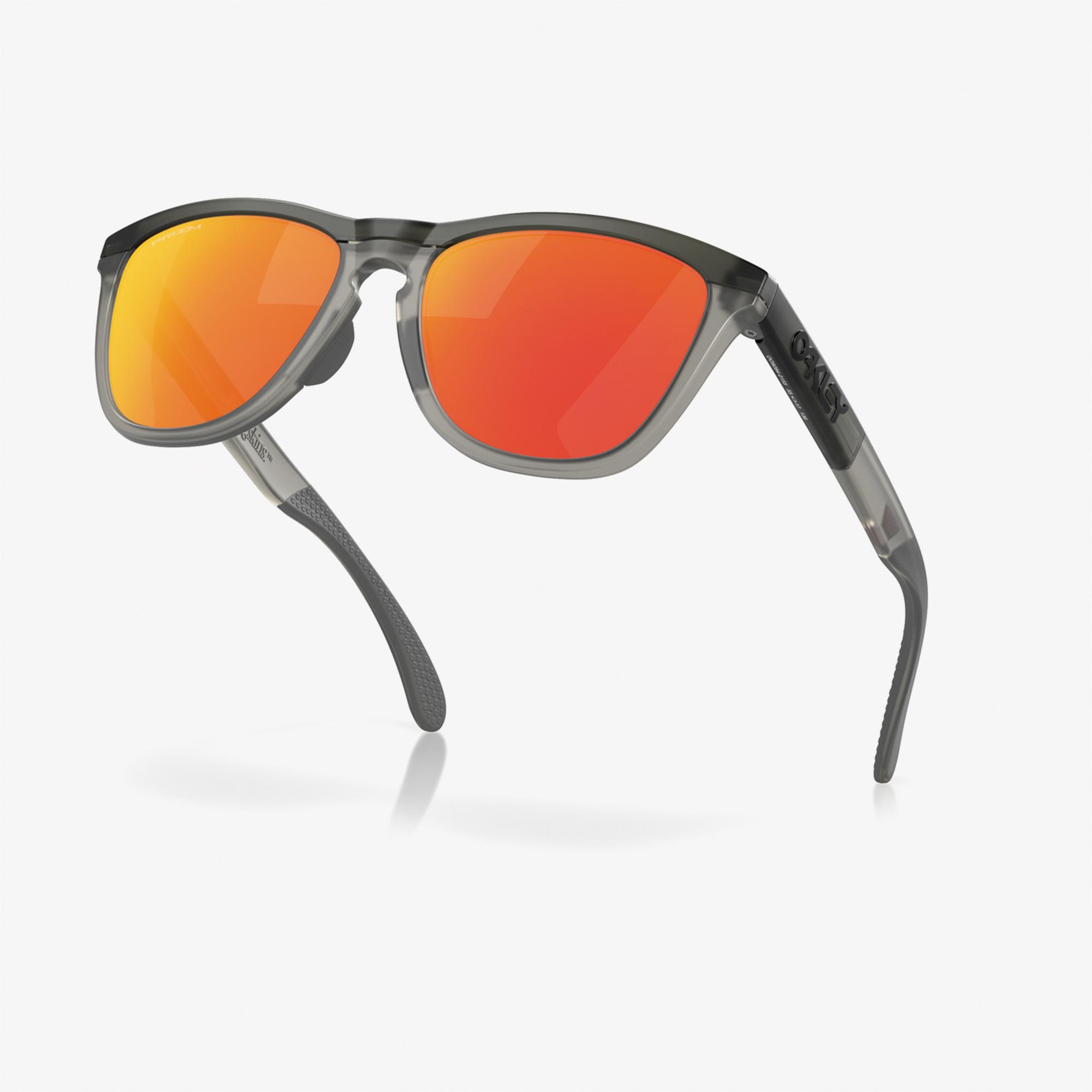 OAKLEY 0OO9284 Injected Erkek Gri Güneş Gözlüğü