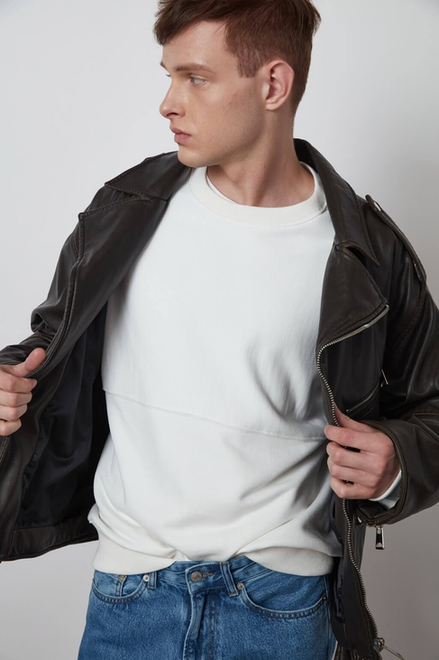  Basic Oversize Sweatshirt