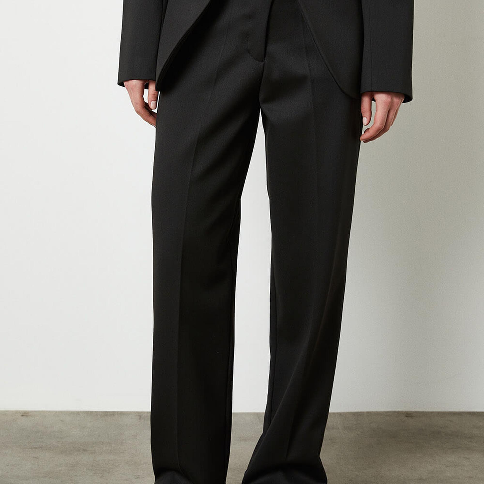 Bel Detaylı Pantolon