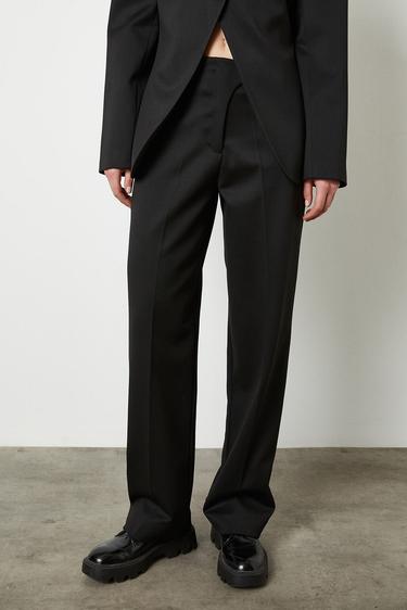  Bel Detaylı Pantolon