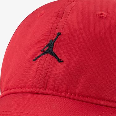  Jordan Essentials Çocuk Kırmızı Şapka