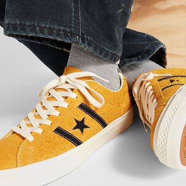  Converse One Star Academy Pro Unisex Sarı Süet Sneaker