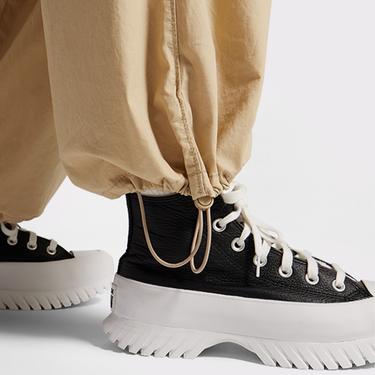  Converse Kadın Bej Paraşüt Pantolon