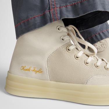  Converse Chuck 70 Marquis Mixed Materials Unisex Bej Süet Sneaker