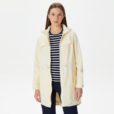  Kadın Kapüşonlu Baskılı Beyaz Mont