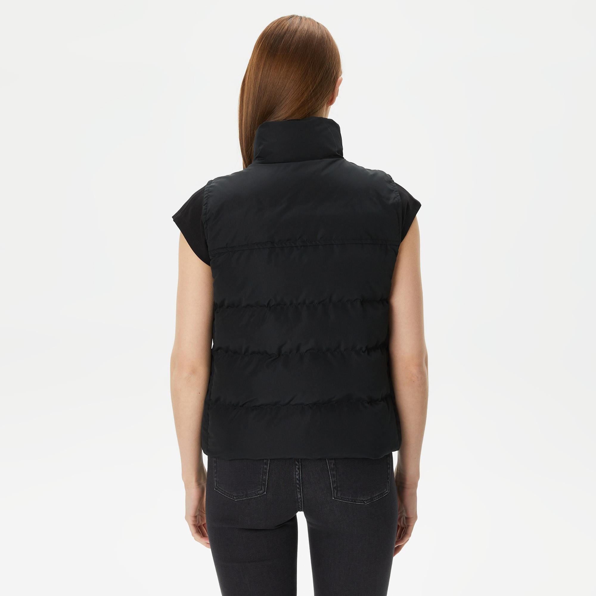 Kadın Dik Yaka Kapitone Siyah Yelek