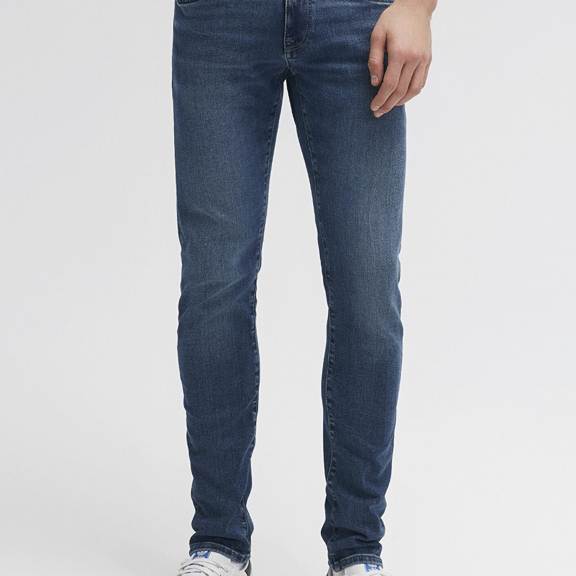 Mavi Jake Premium Blue Gölgeli Koyu Mavi Jean Pantolon 0042286530