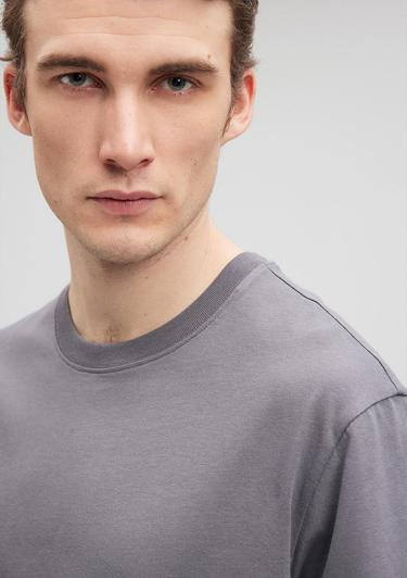  Mavi Bisiklet Yaka Gri Basic Tişört Loose Fit / Bol Rahat Kesim 066249-86569