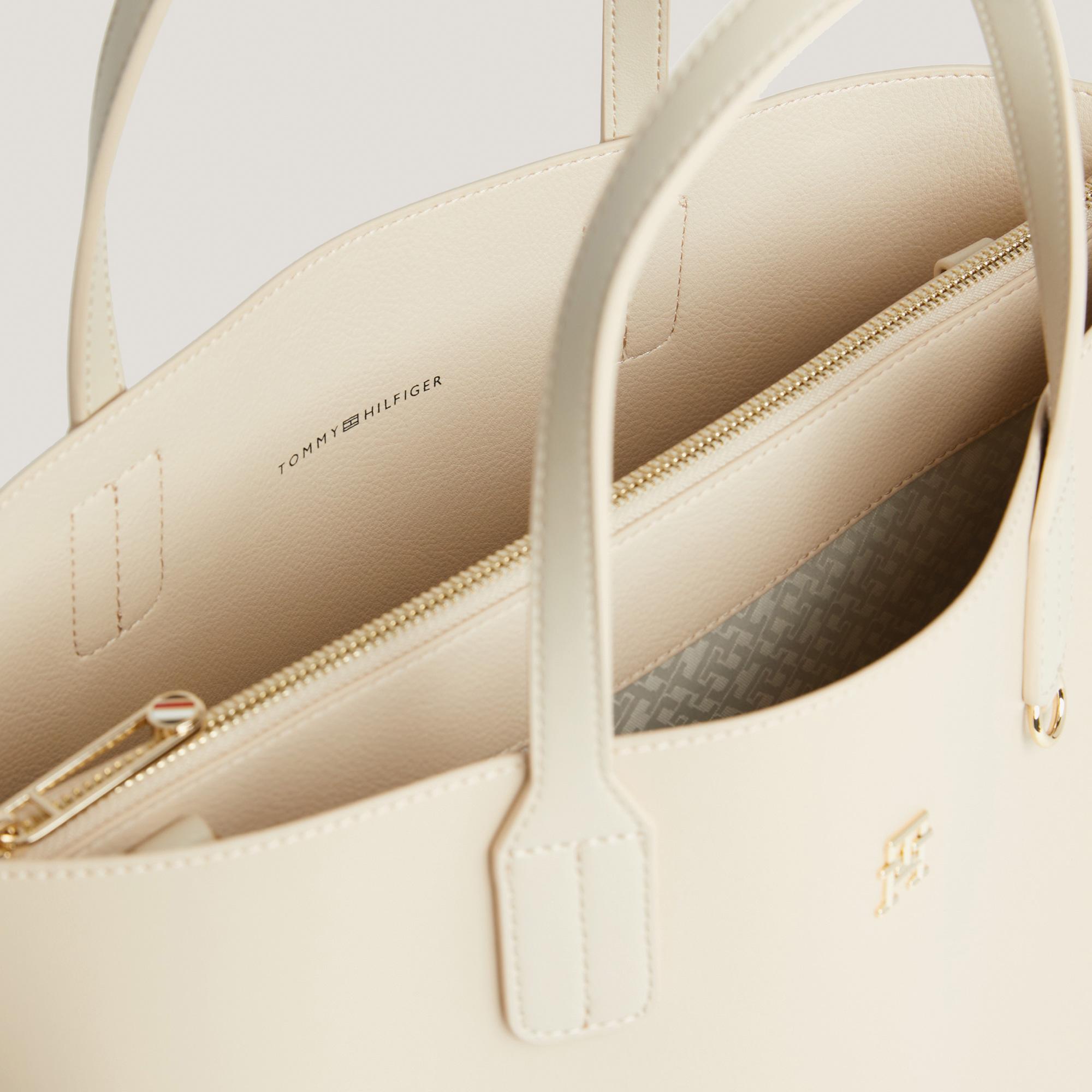 Tommy Hilfiger Iconic Satchel Kadın Krem Rengi El Çantası