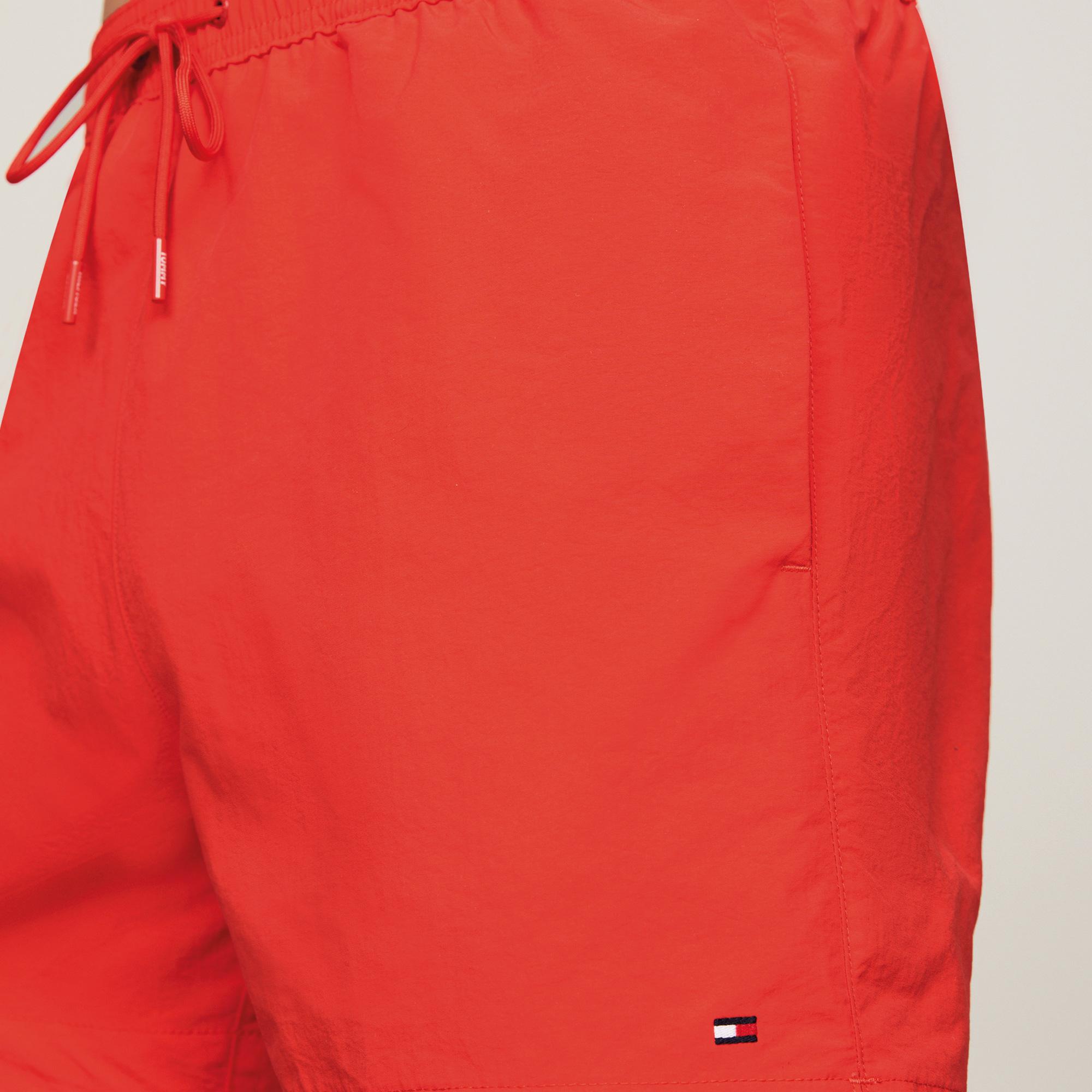 Tommy Hilfiger Medium Drawstring Erkek Kırmızı Mayo Şort