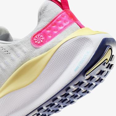  Nike Infinity Run 4 Erkek Gri Spor Ayakkabı
