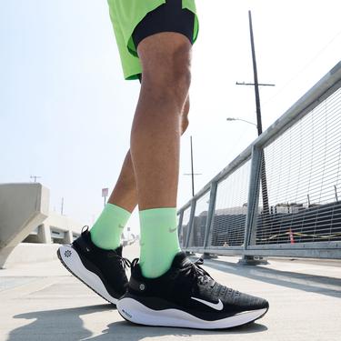  Nike Infinity Run 4 Erkek Siyah Spor Ayakkabı