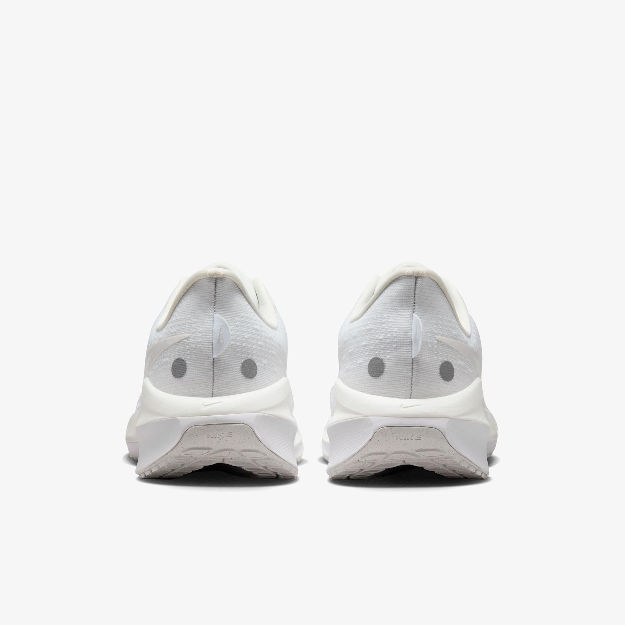 Nike Vomero 17 Erkek Beyaz Spor Ayakkabı