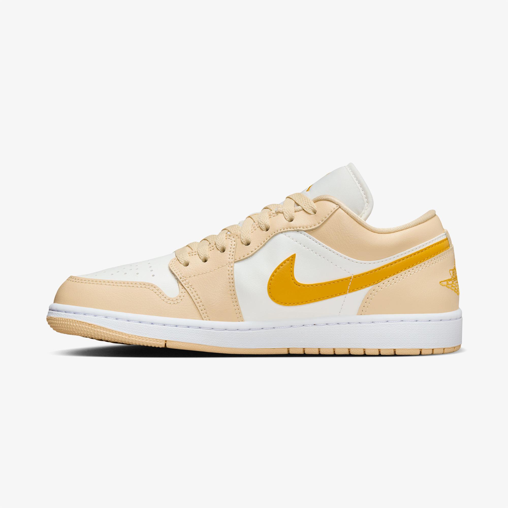 Jordan Air 1 Low Kadın Bej Spor Ayakkabı