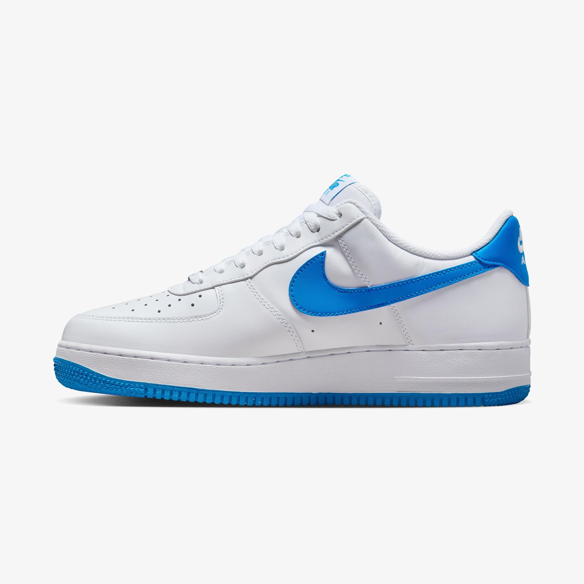 Nike Air Force 1 '07 Erkek Beyaz Spor Ayakkabı