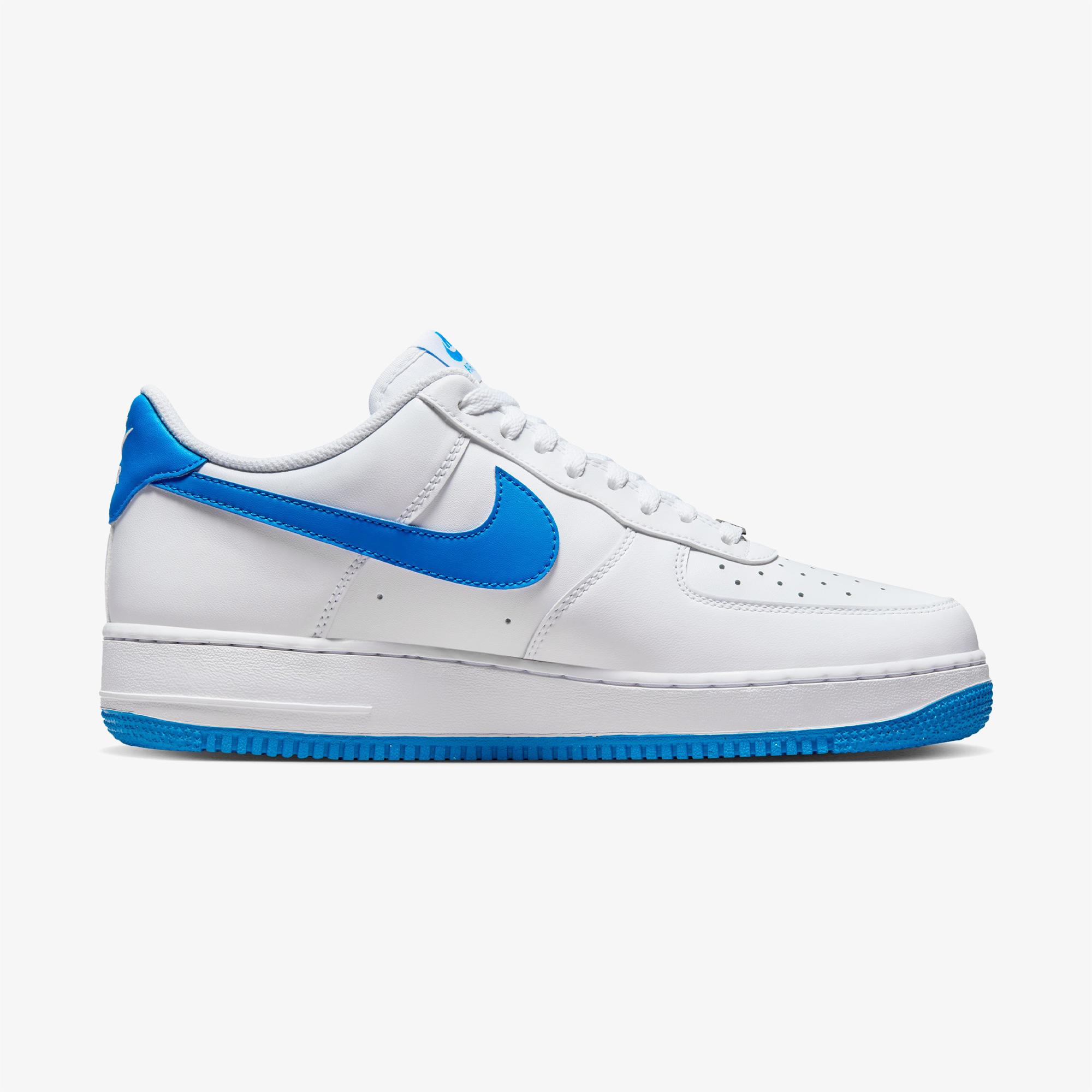Nike Air Force 1 '07 Erkek Beyaz Spor Ayakkabı