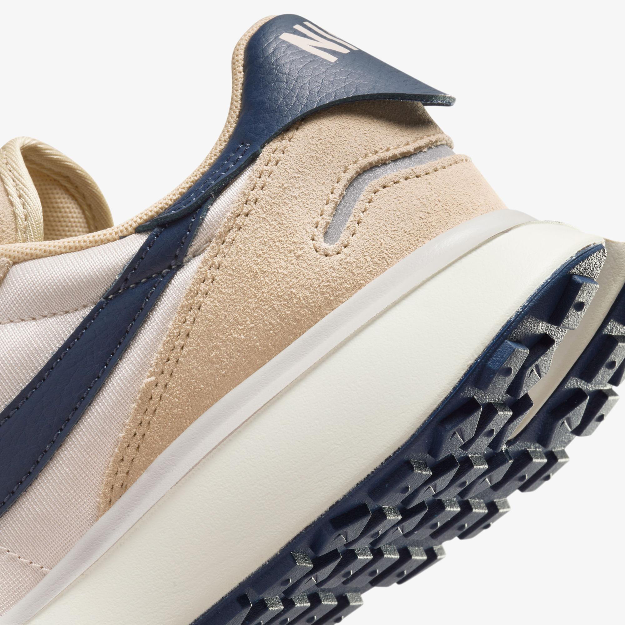 Nike Phoenix Waffle Kadın Krem Rengi Spor Ayakkabı