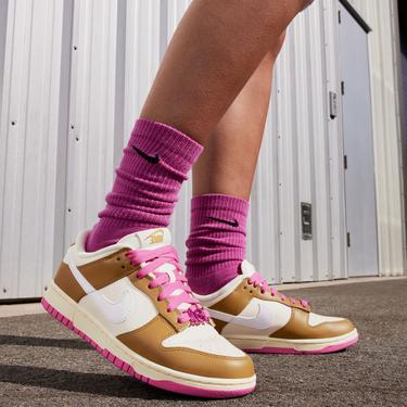  Nike Dunk Low SE Kadın Turuncu Spor Ayakkabı