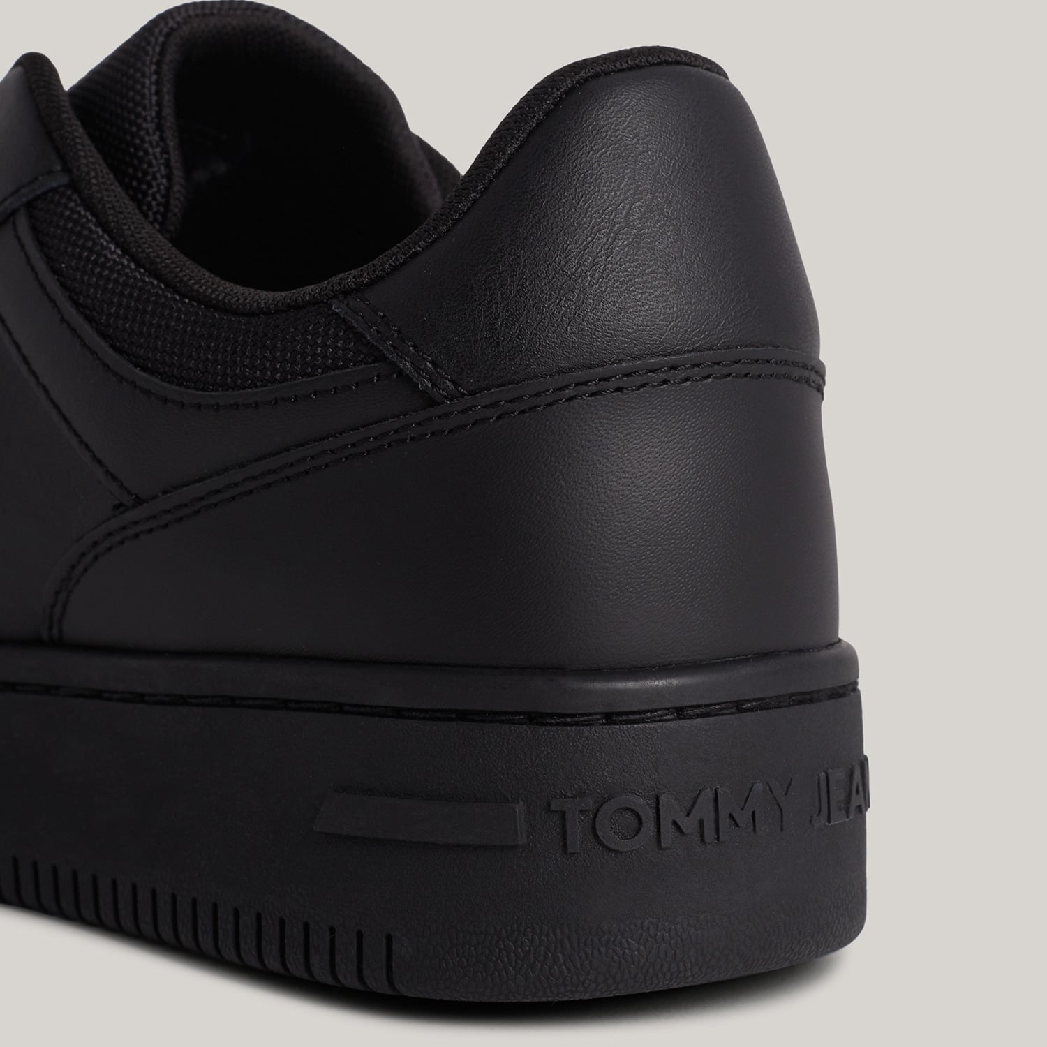Tommy Jeans Retro Basket Erkek Siyah Sneaker - Görsel 5