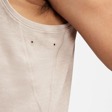  Nike Dri-Fit Primary Erkek Haki Kolsuz T-Shirt