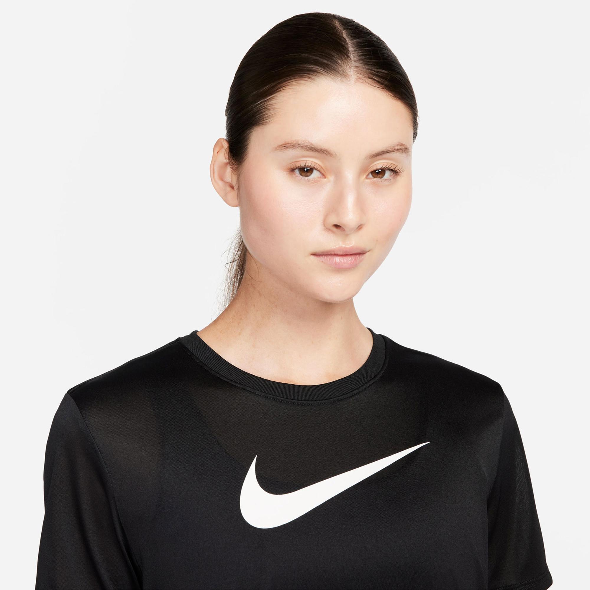 Nike Dri-Fit Graphic Kadın Siyah T-Shirt