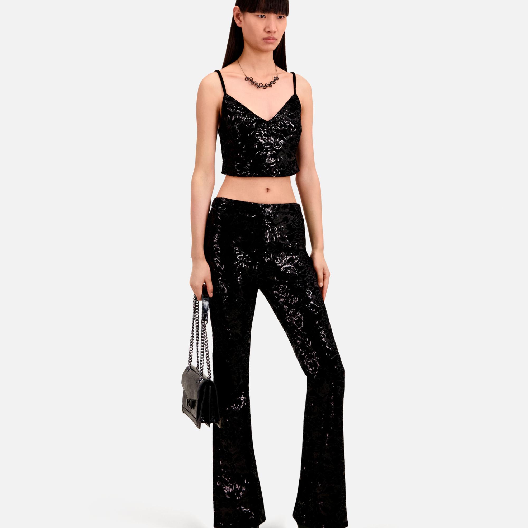 KADIN SİYAH PAYETLİ BLUZ