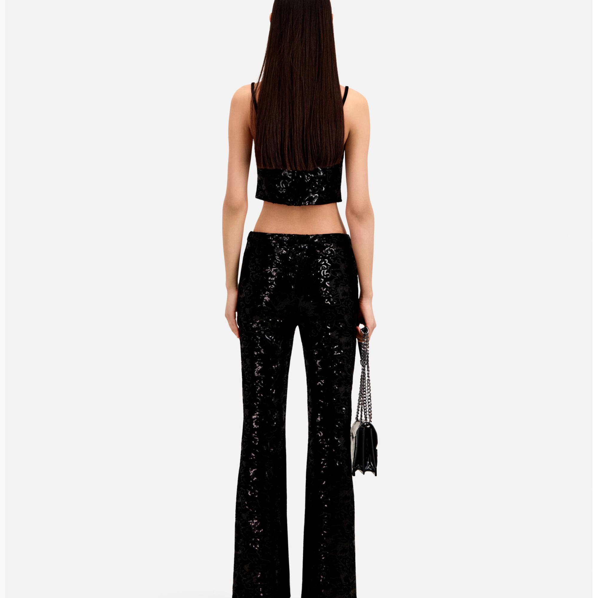 KADIN SİYAH PAYETLİ BLUZ