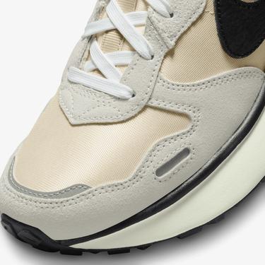  Nike Phoenix Waffle Kadın Krem Rengi Spor Ayakkabı