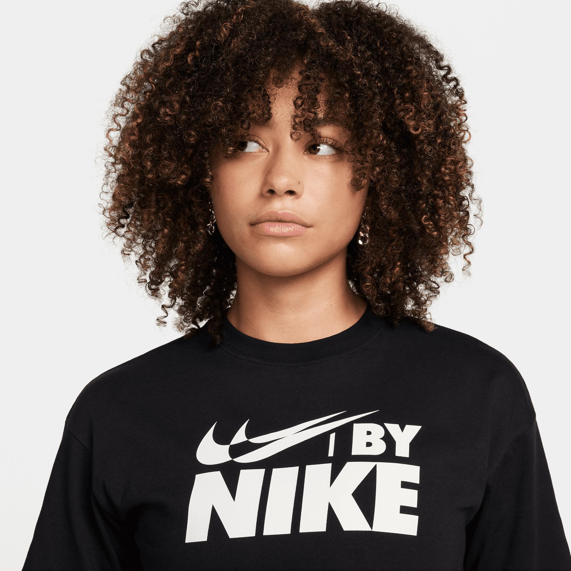 Nike Sportswear Crop Kadın Siyah T-Shirt