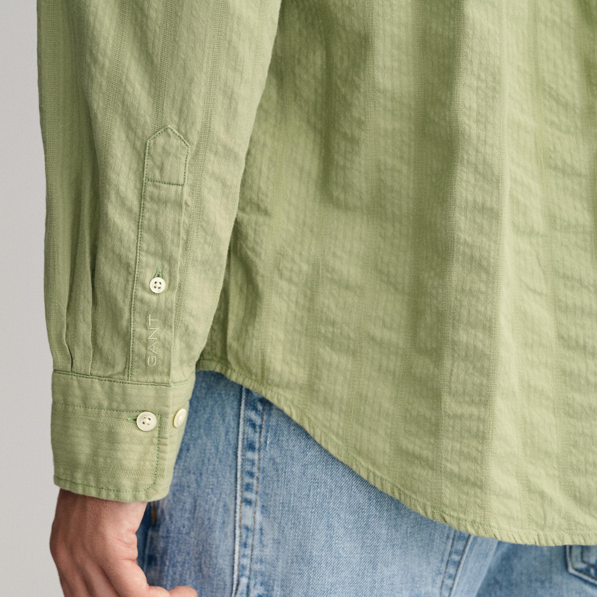 GANT Erkek Yeşil Relaxed Fit Düğmeli Yaka Çizgili Gömlek