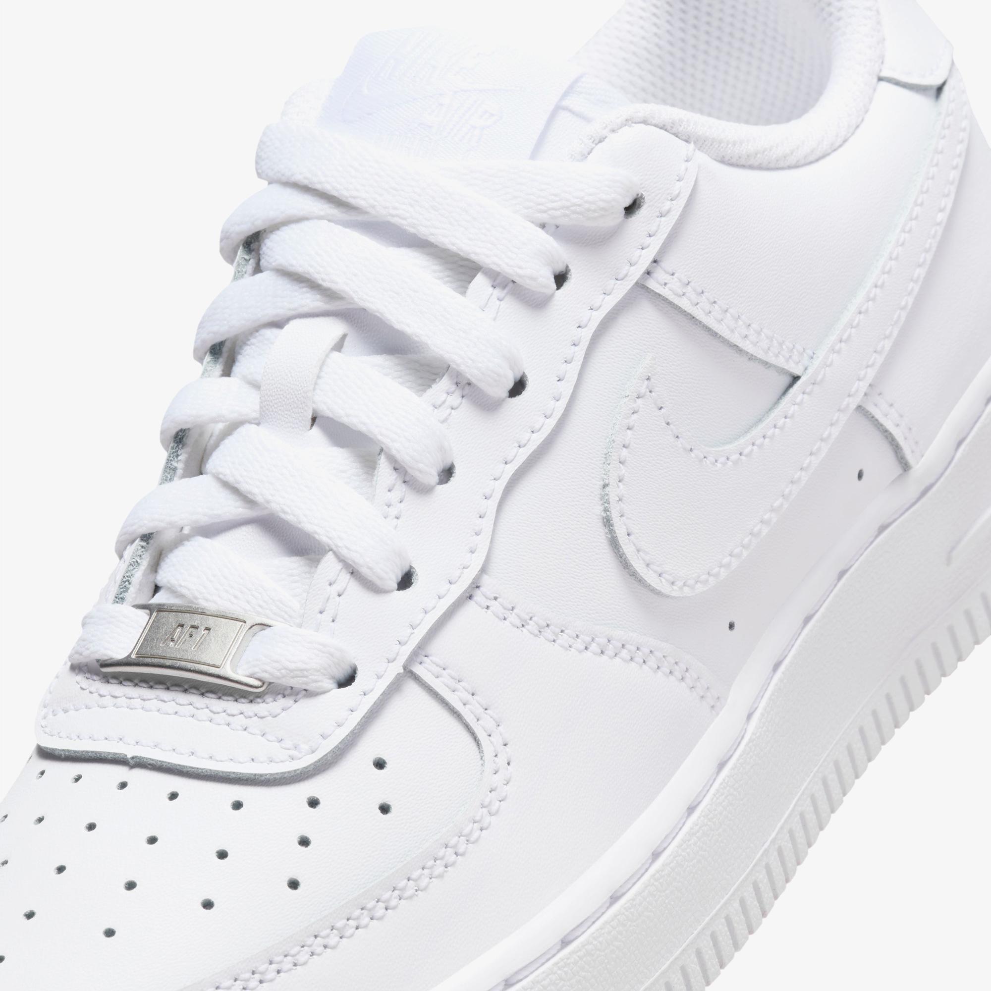 Nike Air Force 1 LE Çocuk Beyaz Spor Ayakkabı