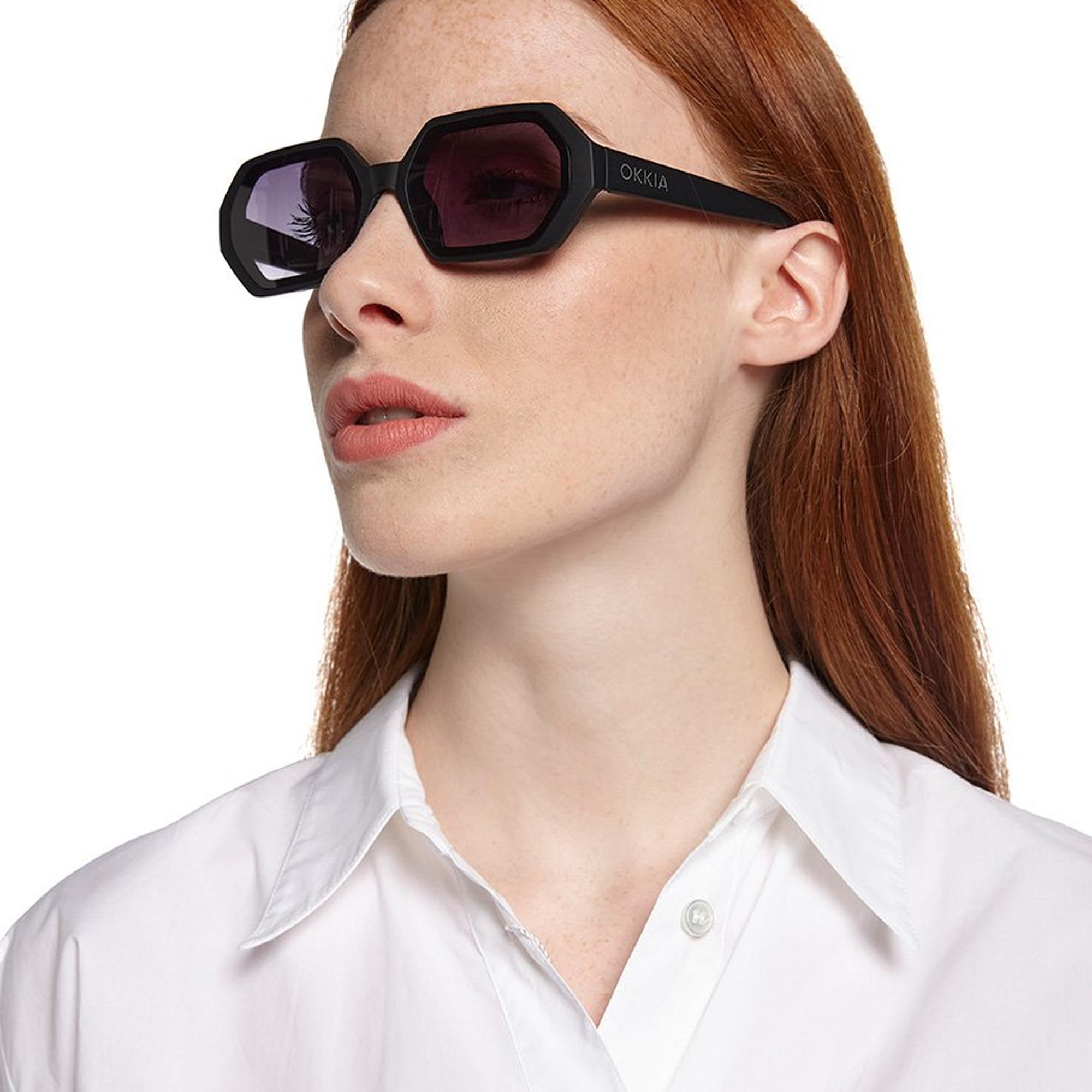 Okkia Andrea Altıgen Unisex Güneş Gözlüğü
Siyah