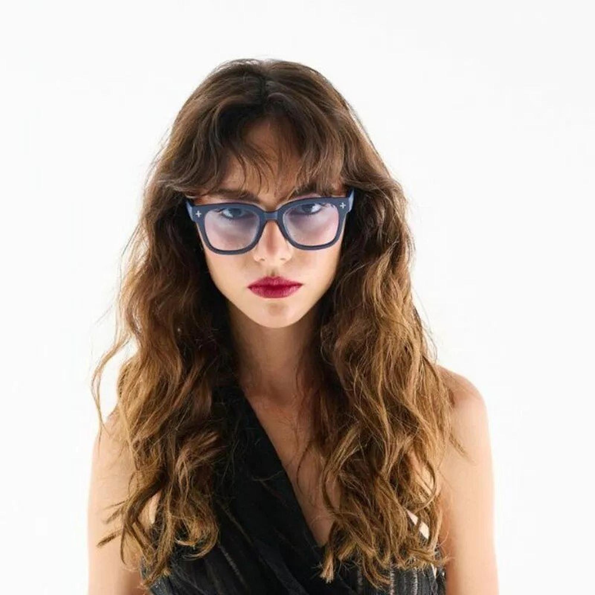 Okkia Giovanni Midnight 
Unisex Güneş Gözlüğü Mavi Gradyan