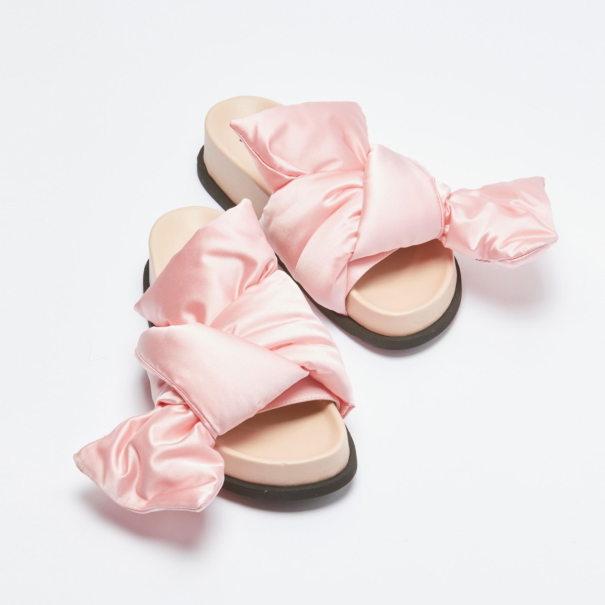 No. 21 Kadın Pembe Terlik