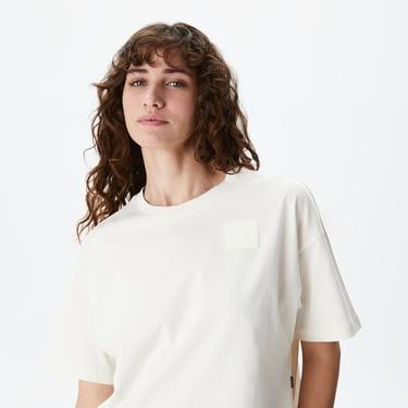  Converse Chuck Taylor Embro Boxy Kadın Beyaz T-Shirt