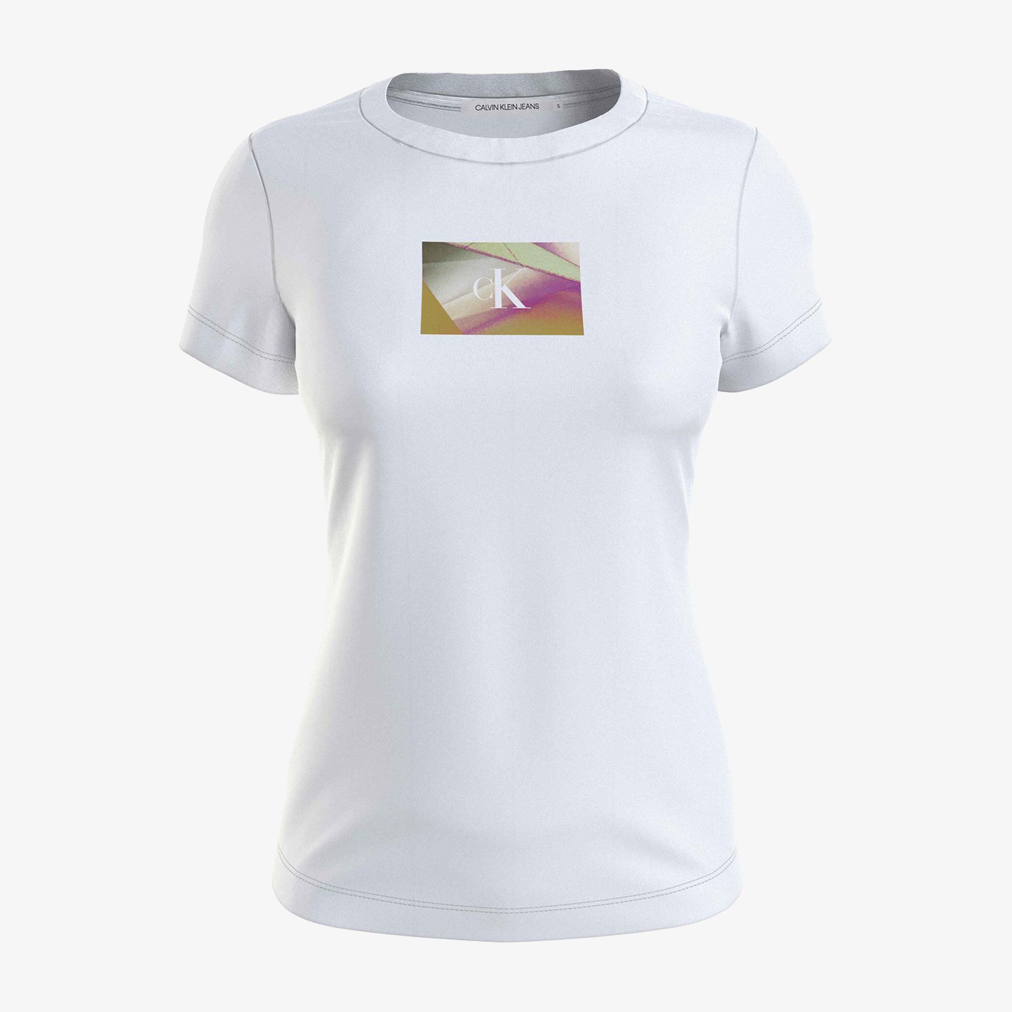 Calvin Klein Kadın Beyaz Tshirt