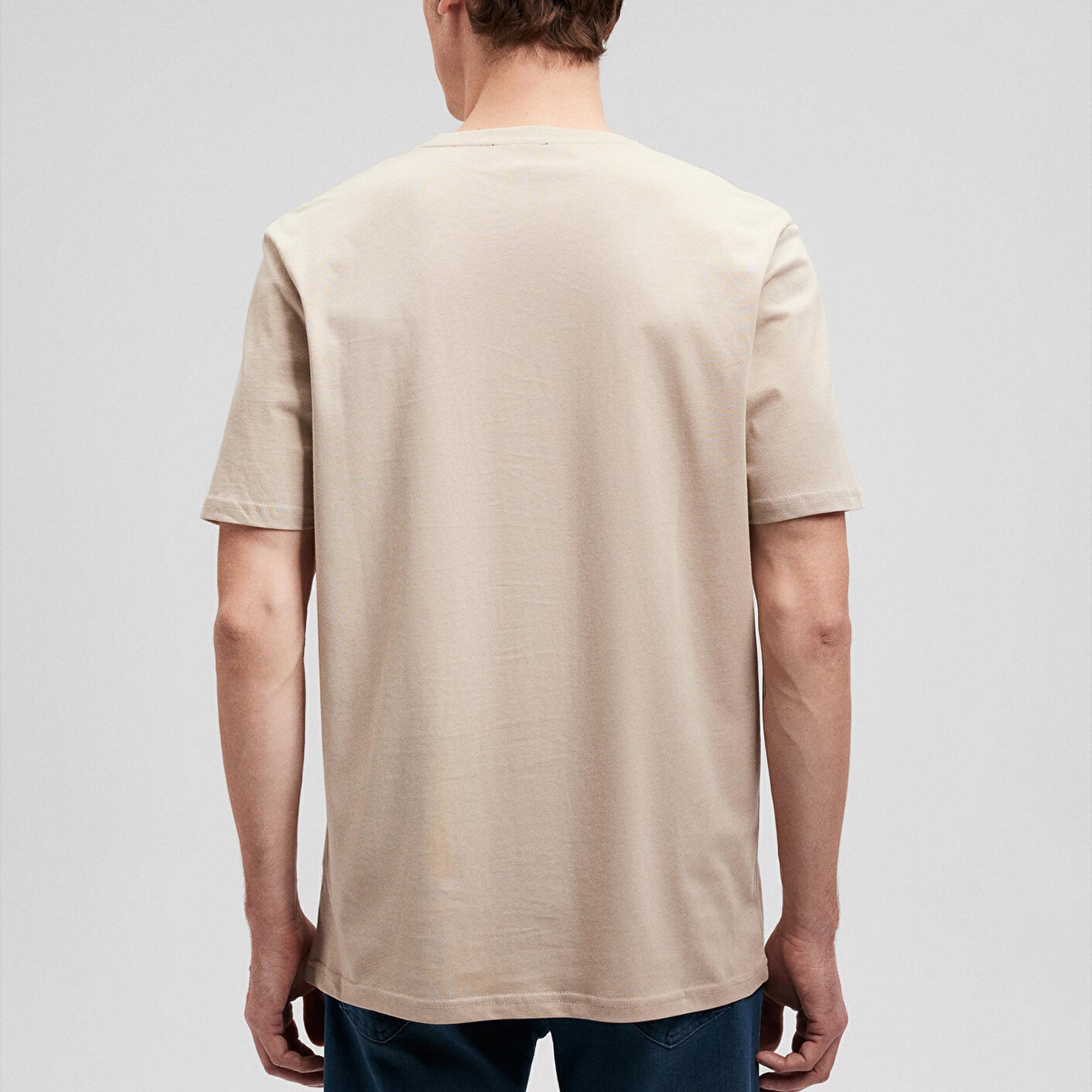 Mavi Bisiklet Yaka Kahverengi Basic Tişört Regular Fit / Normal Kesim 0610251-70319