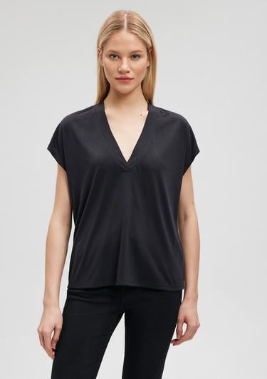  Mavi Siyah Kolsuz Tişört Regular Fit / Normal Kesim 1612250-900