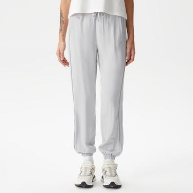  Kadın Jogger Gri Pantolon